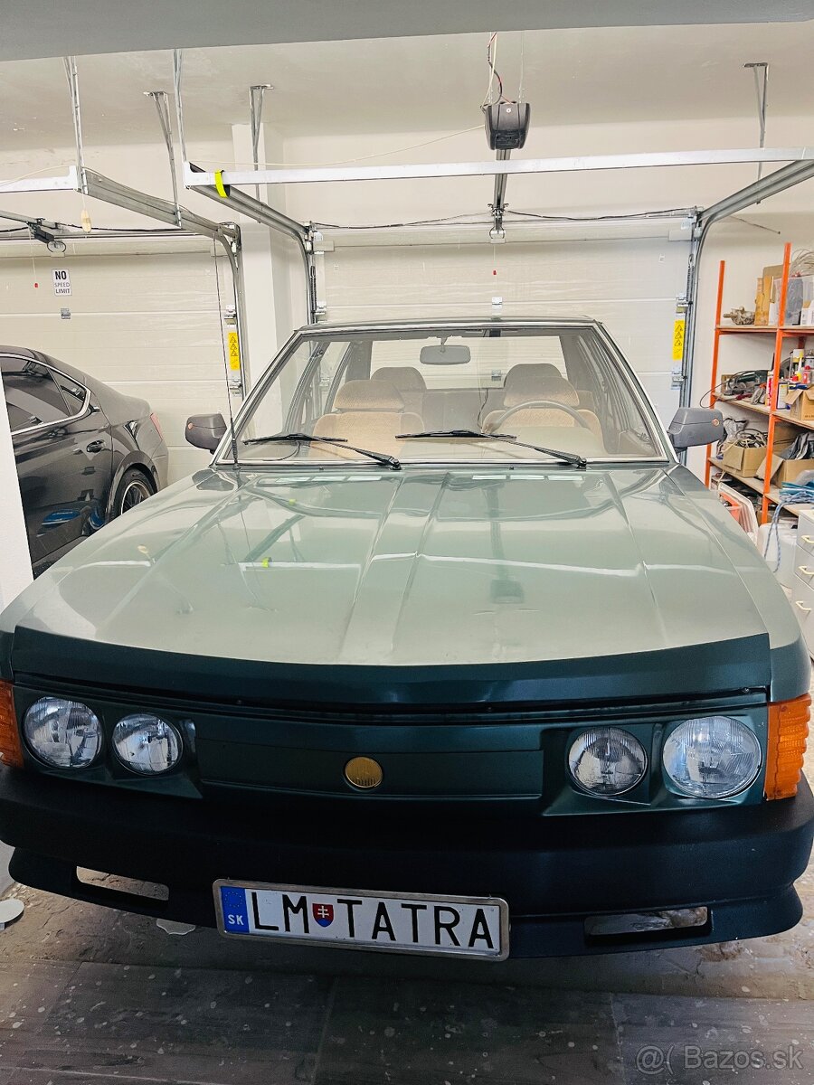 TATRA 613 - 4, biele značky - 5