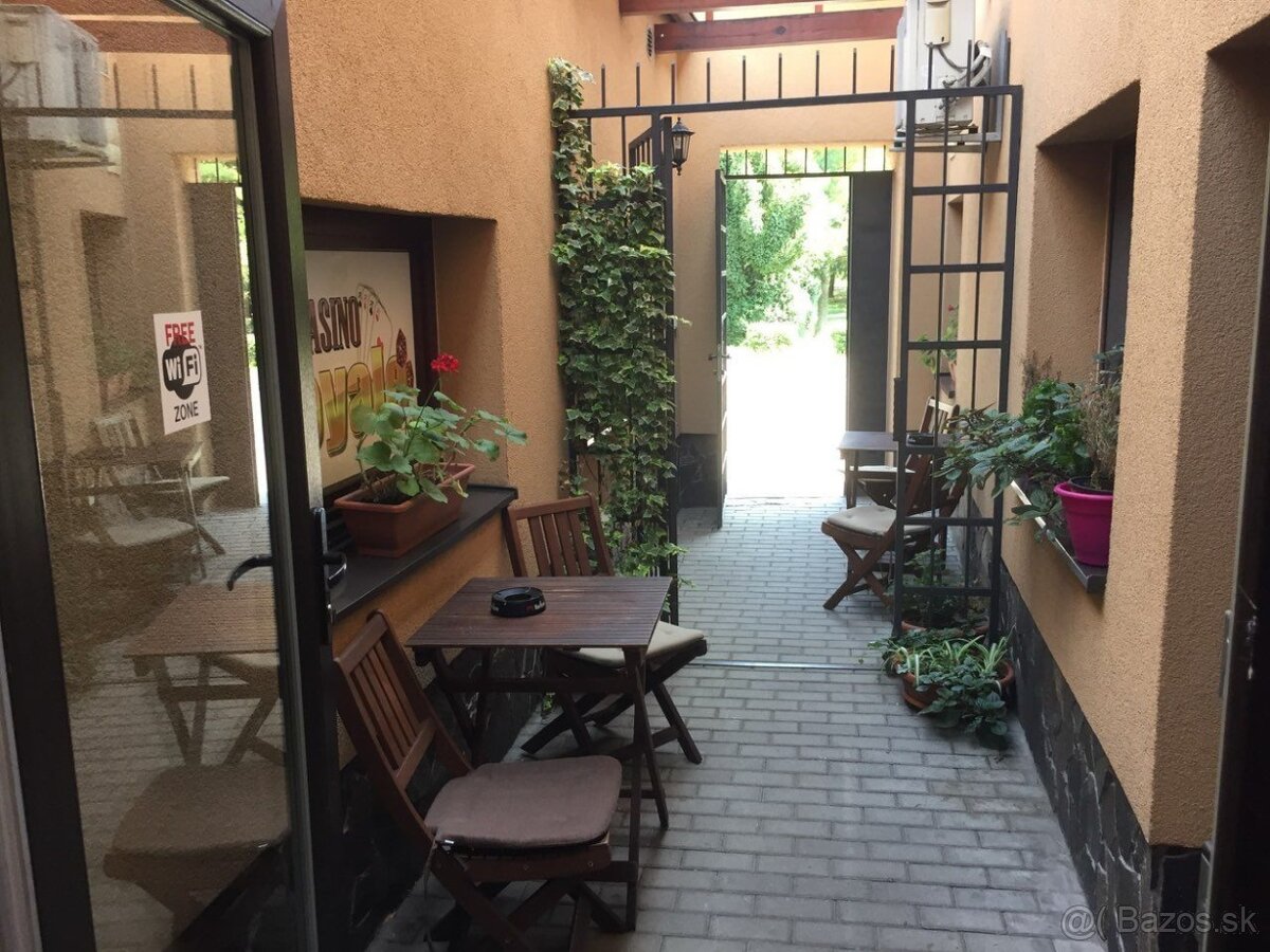 PREDAJ/ VÝMENA - POLYFUNKČNÝ DOM V CENTRE KOMÁRNA - 5