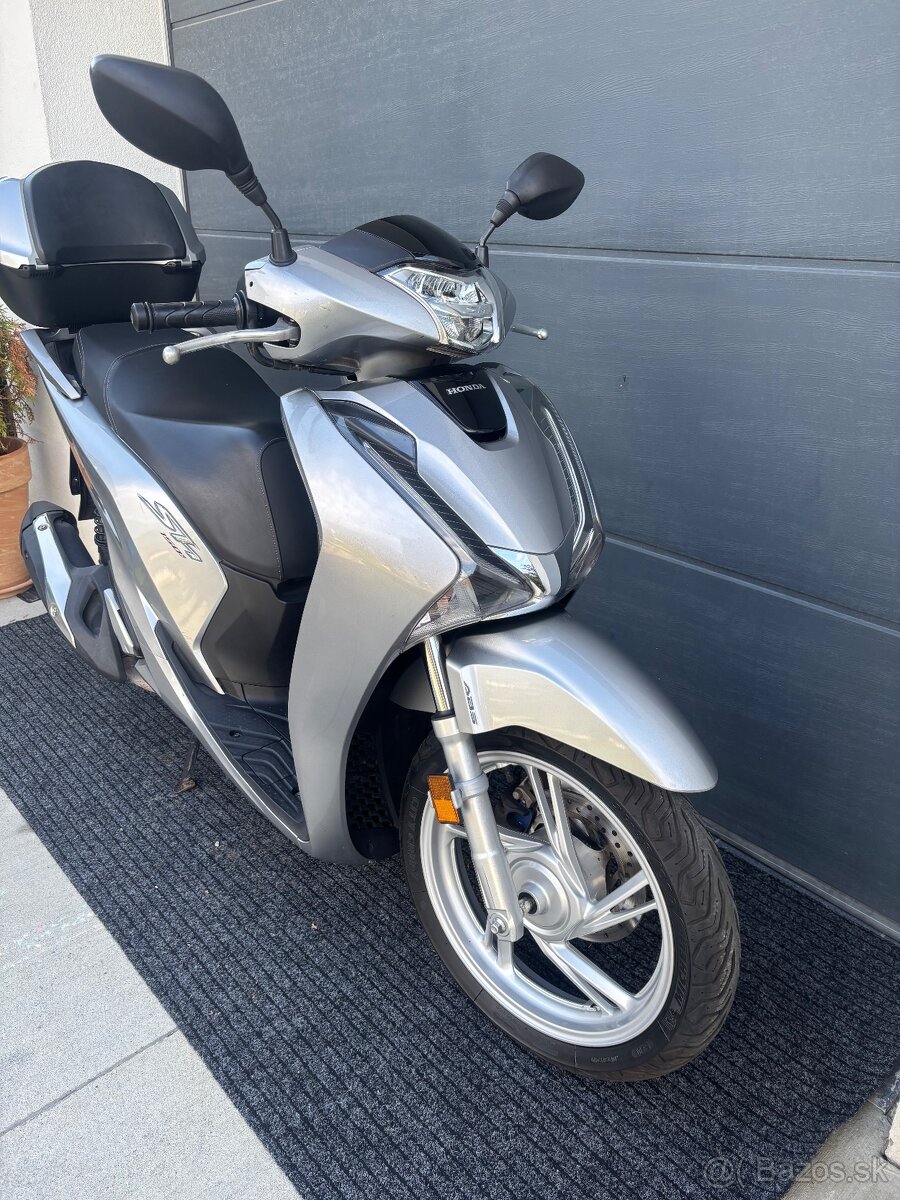 Honda SH 150i ABS - 5