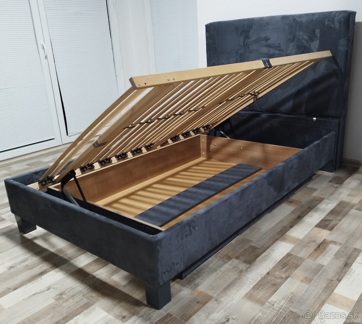 antracitova postel 120x200x45 cm - 5