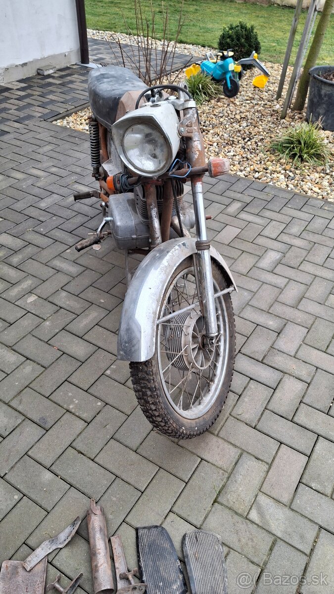 Predám cz175 477 - 5