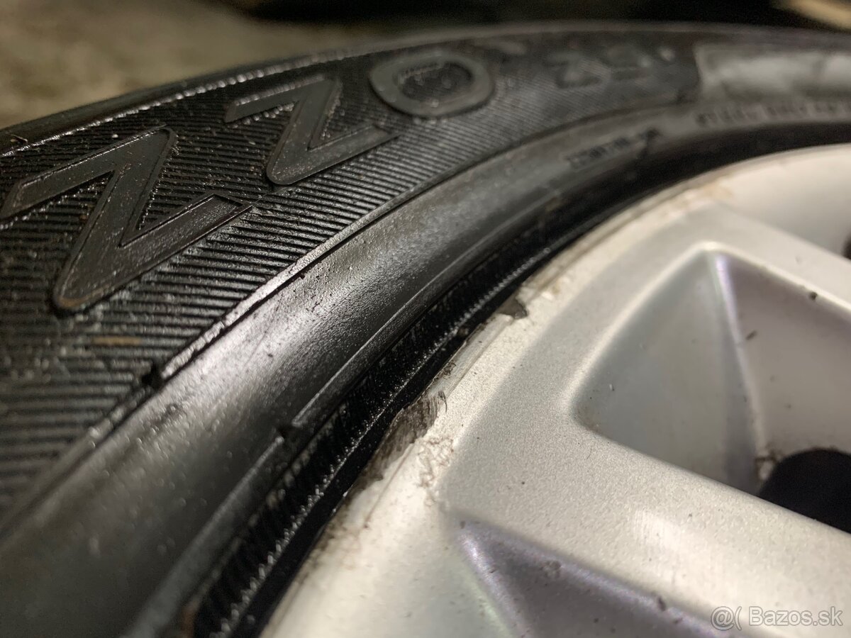 Predám 2 elektróny Audi A6 - 5