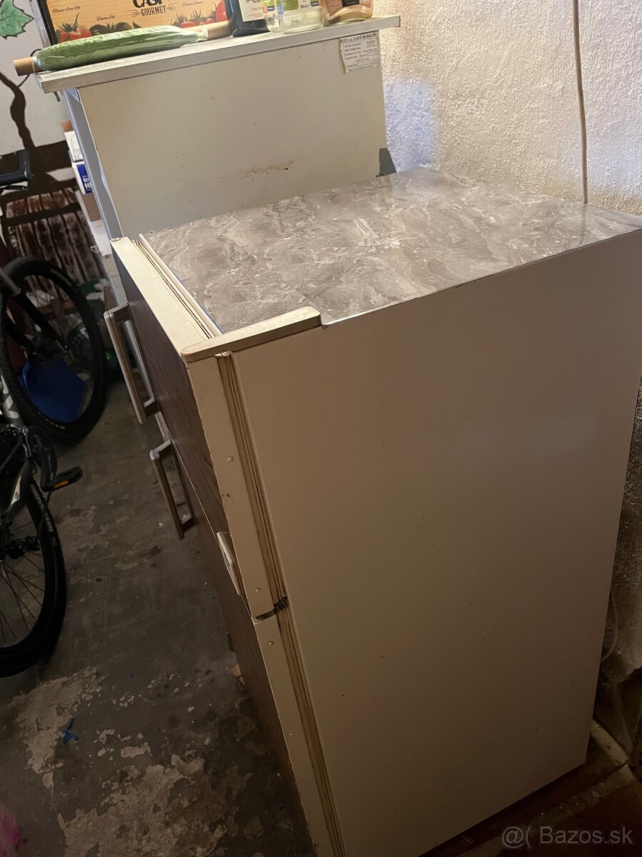 Chladnička s mrazničkou - 5