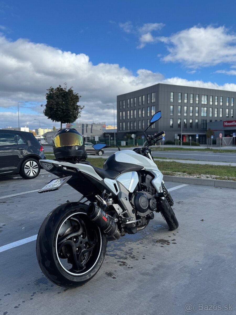 Honda cb1000r - 5