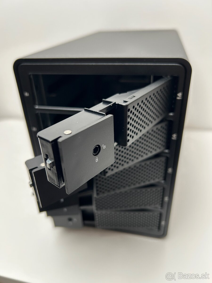 Orico 5 bay Enclosure 3,5” - 5