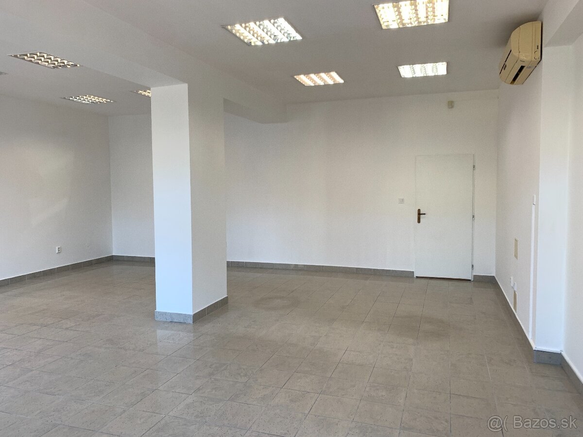 Na prenájom obchodné priestory s výkladom - 5