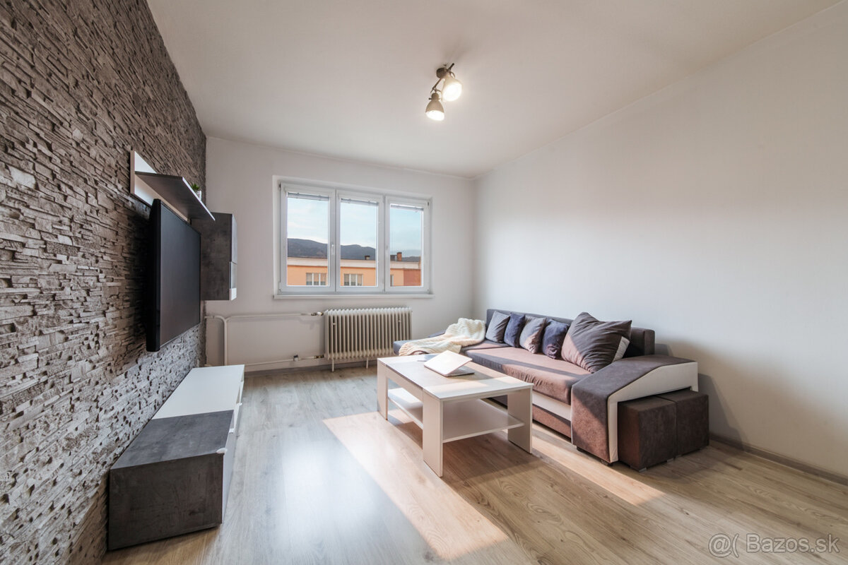 Na predaj 2-izbový byt s loggiou v Martine - Sever - 5