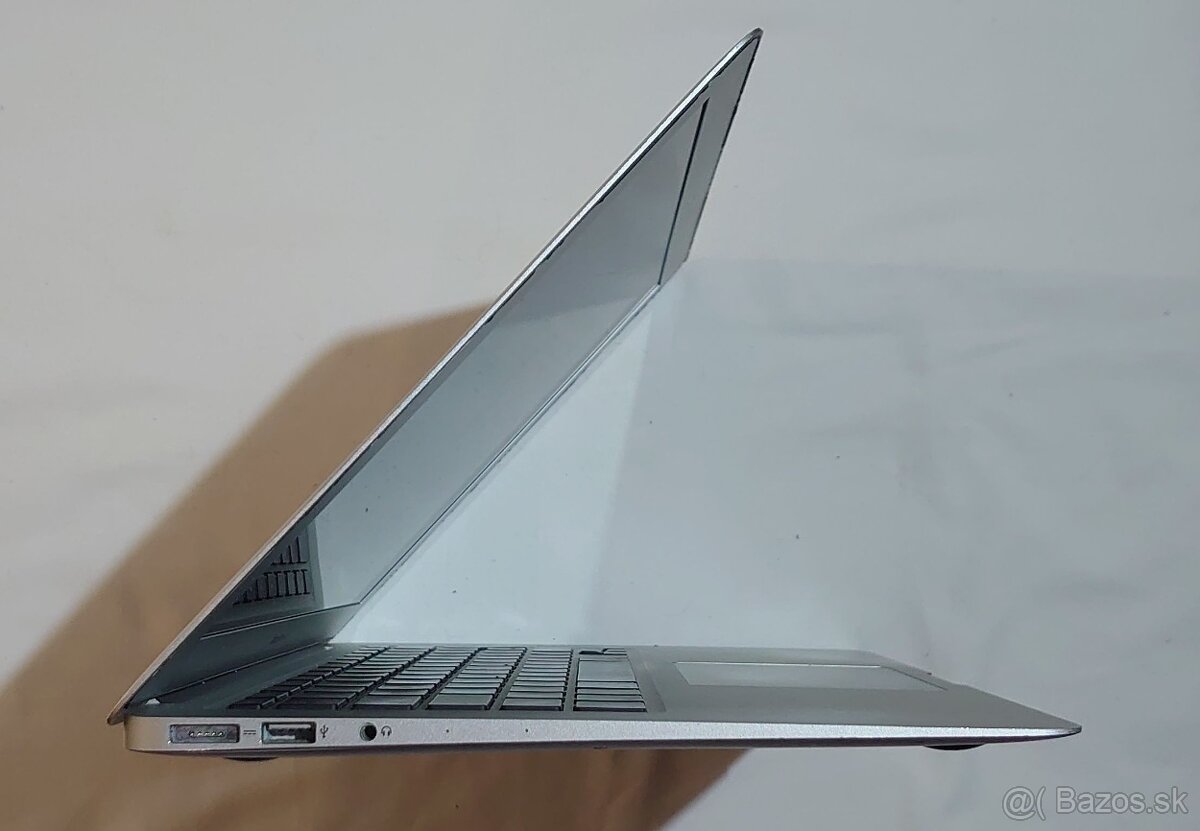 Apple MacBook Air i5, 4GB RAM, 13,3", A1466 - 5