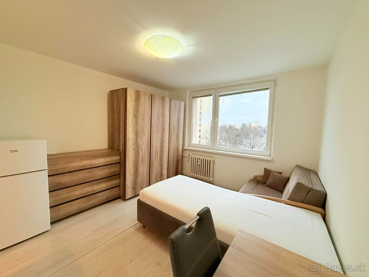 Zariadená garsónka (19,96m2) ul.A.Kubinu. - 5