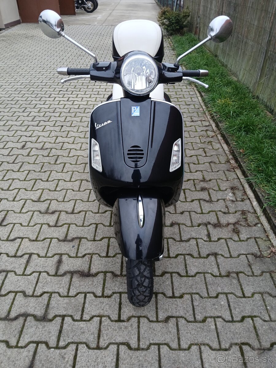 Piaggio Vespa 125 GT - 5