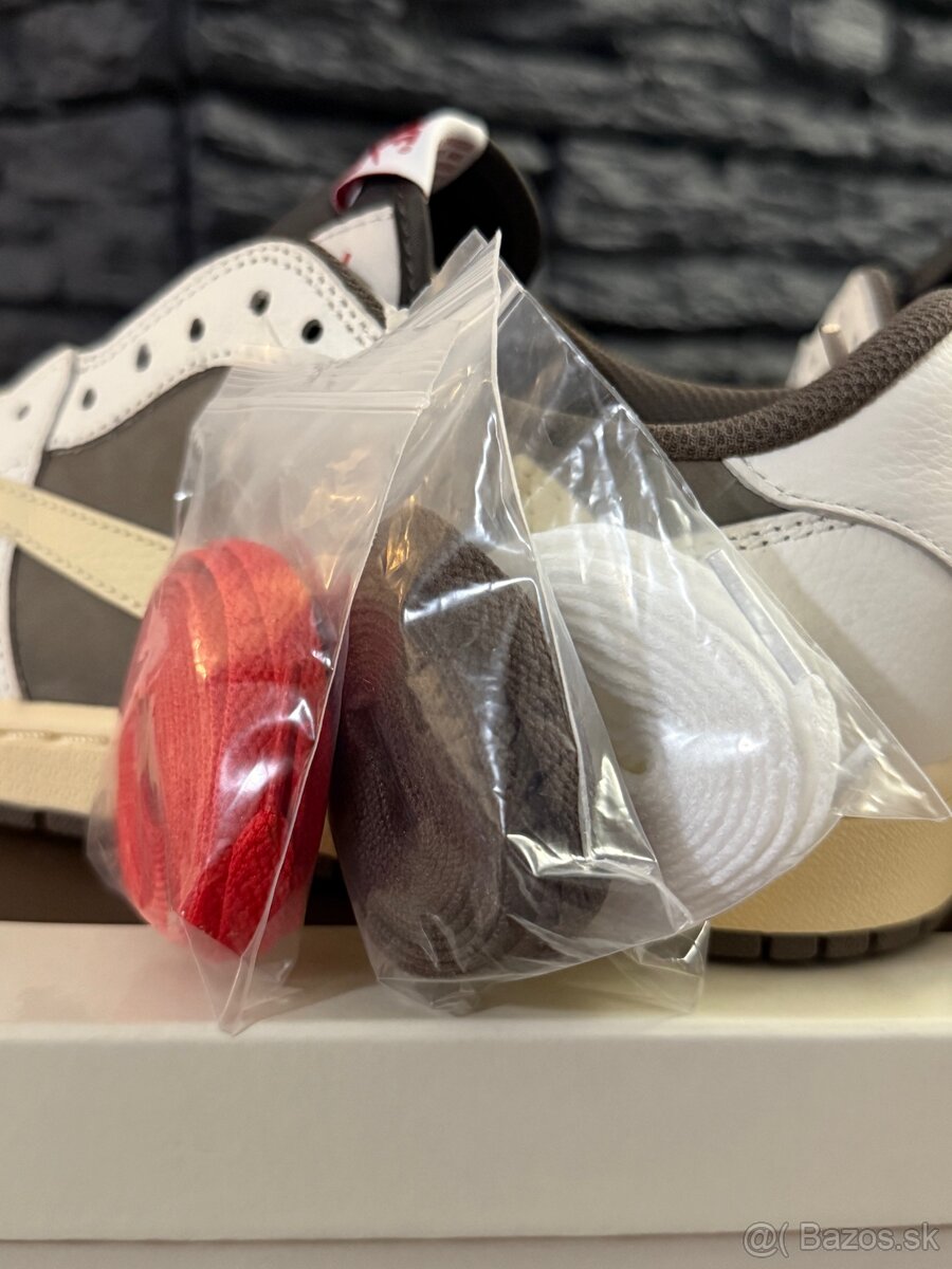 Jordan 1 Low Travis Scott Reverse Mocha - 5