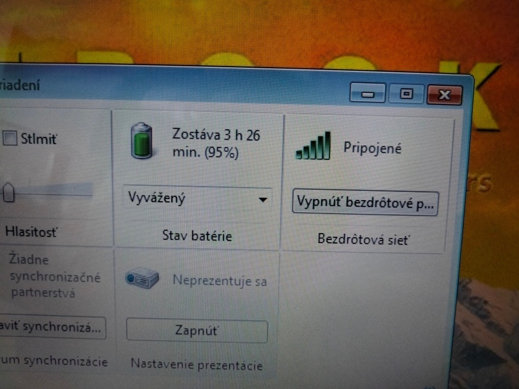 15,6" Fujitsu Lifebook / 120gb ssd / 4gb ram / Windows 7/ - 5