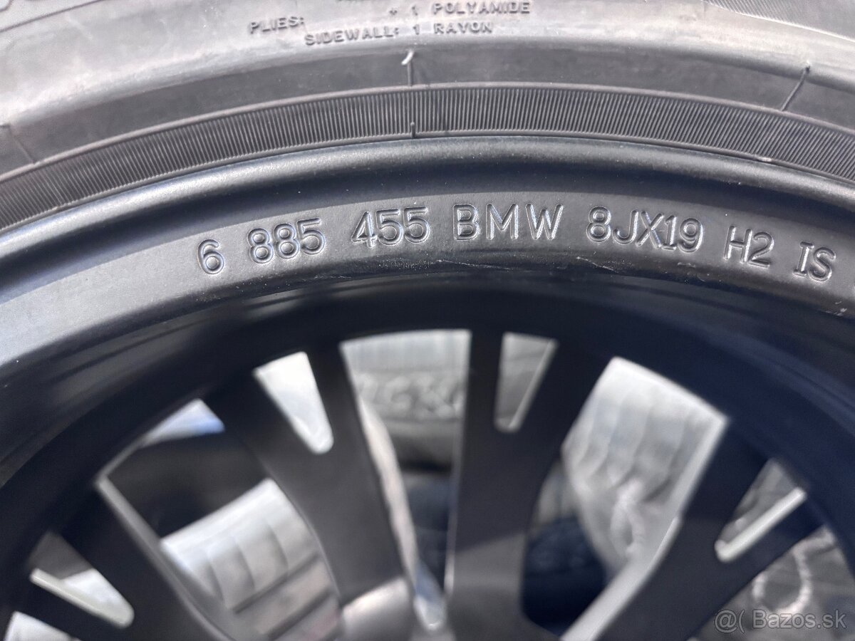 245/40r19 - 5