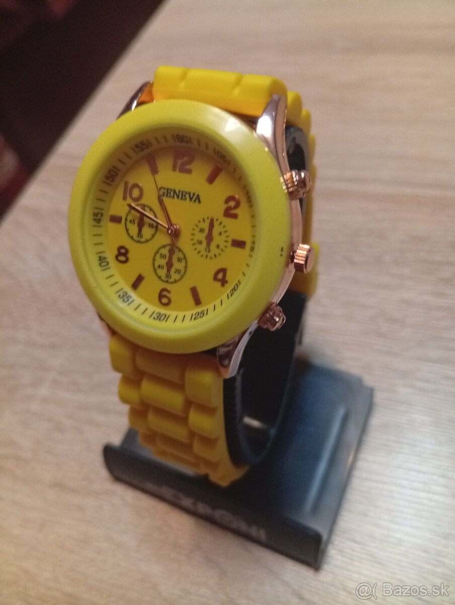Nádherné dámske hodinky.. rôzne farby - 5