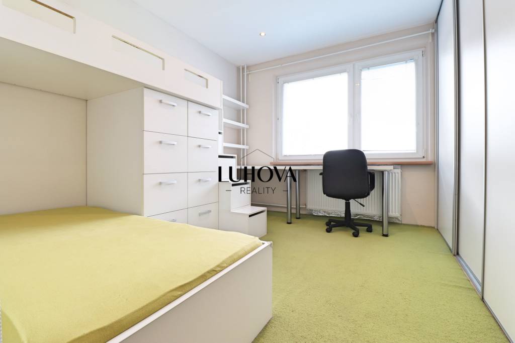 NA PRENÁJOM_ 3-izbový byt – Okružná ulica, Púchov - 5