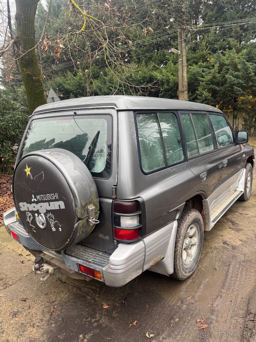 Mitsubishi pajero 3.0v6 24v - 5