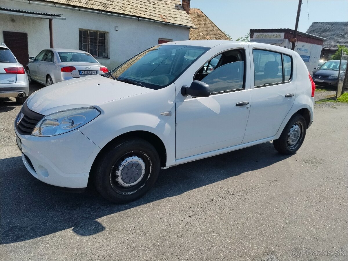 Dacia Sandero 1.4MPi, 55 kW, 2010 - 5