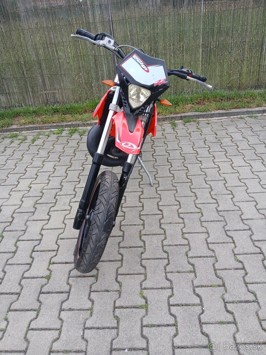 Beta RR 50