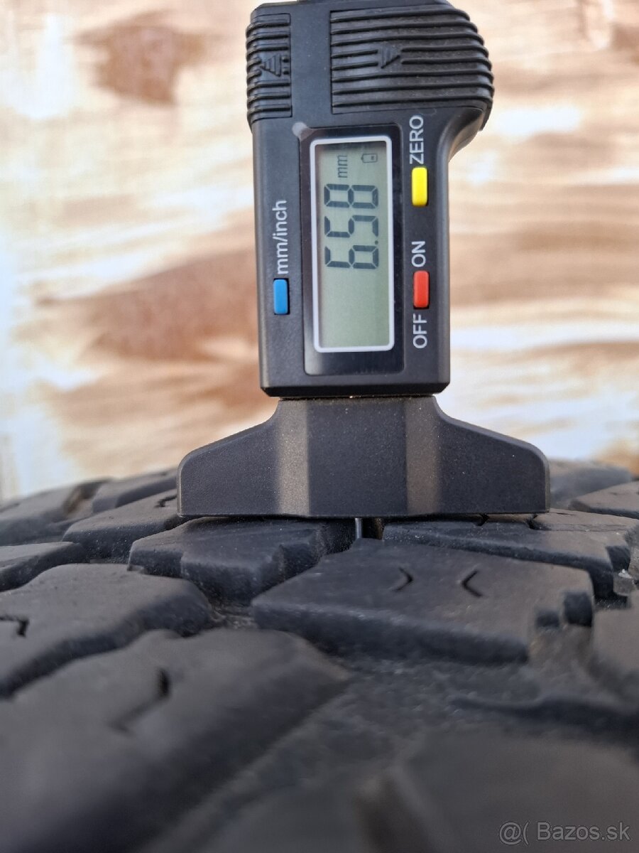 Goodyear wrangler 255/70R18