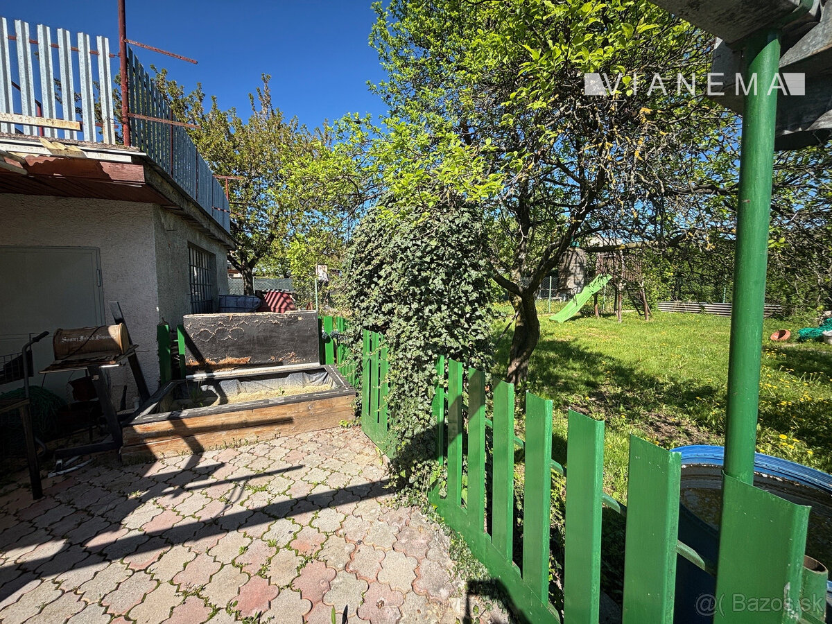 NA PREDAJ DOM 288m2, pozemok 599m2, 2x garáž, pôvodný stav - 5