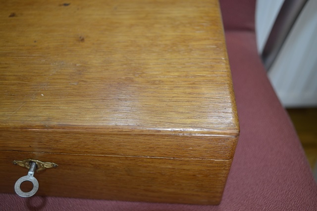 predam - krasna starozitna drevena skrinka - 5