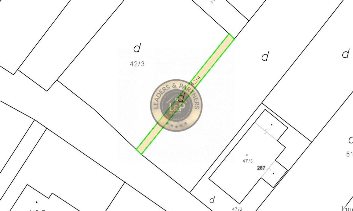 Na predaj pozemok vhodný na výstavbu RD v obci Dolné Dubové - 5