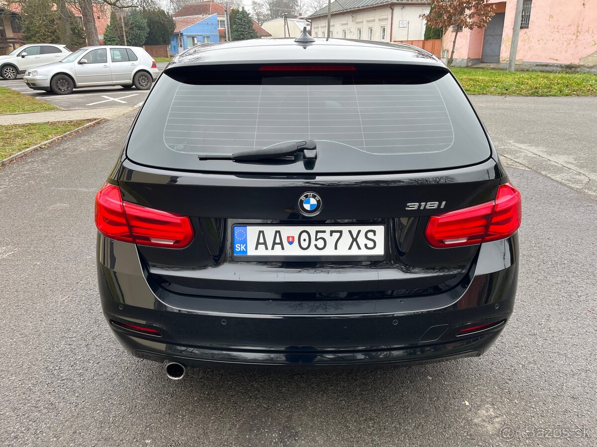 Predám BMW 318i Combi - 5