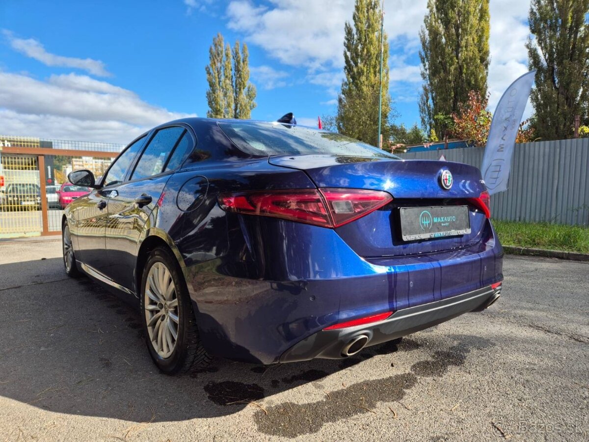 Alfa Romeo Giulia 2.2 Diesel 180 AT Super - 5