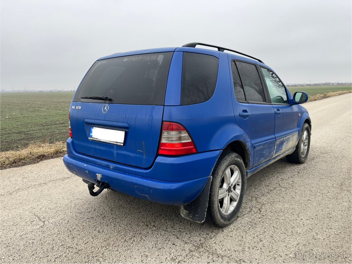 Mercedes Benz ML 320