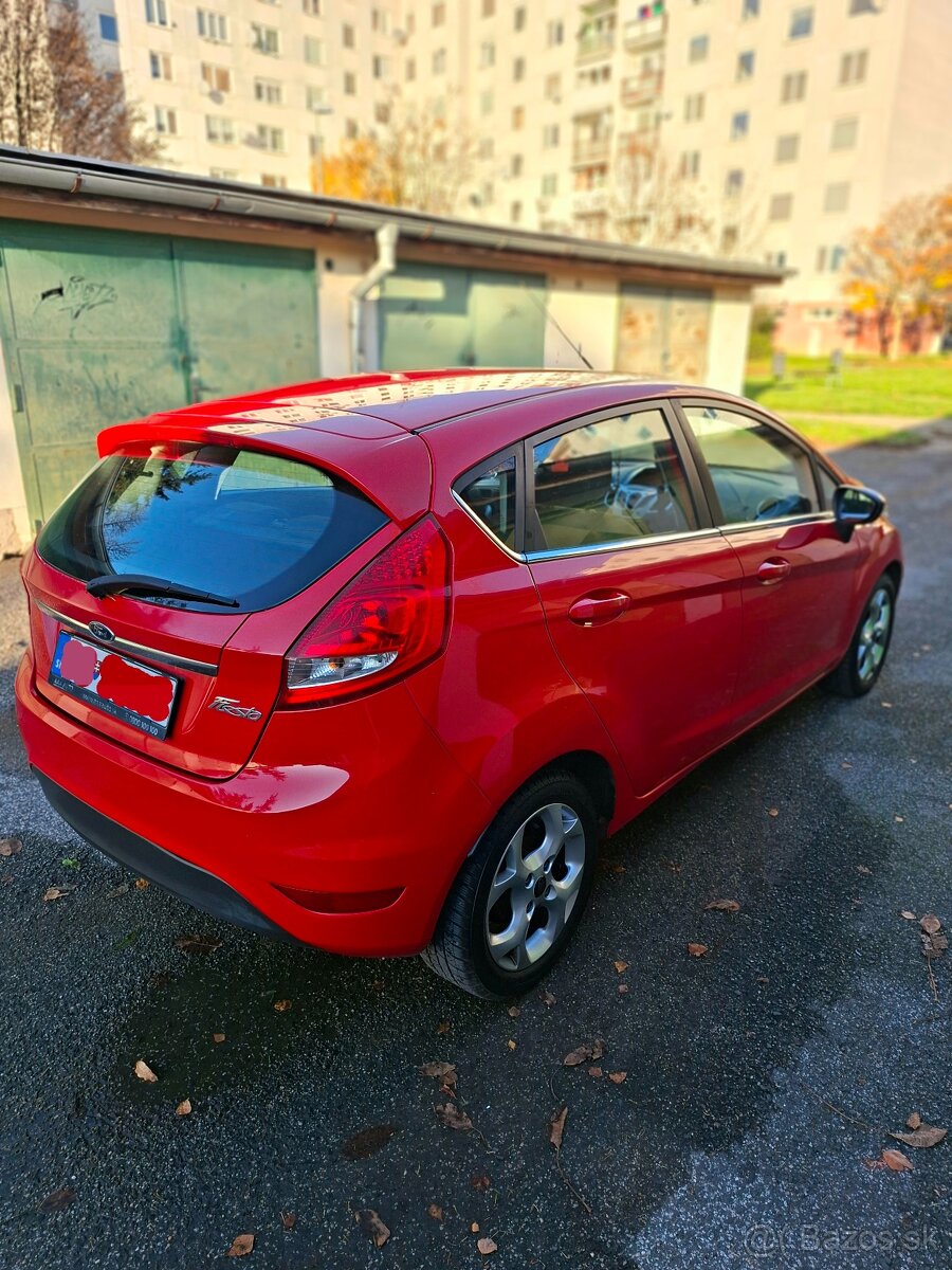 Ford Fiesta 1.25 16V 60kw (82ps) 2010 Exclusive - 5