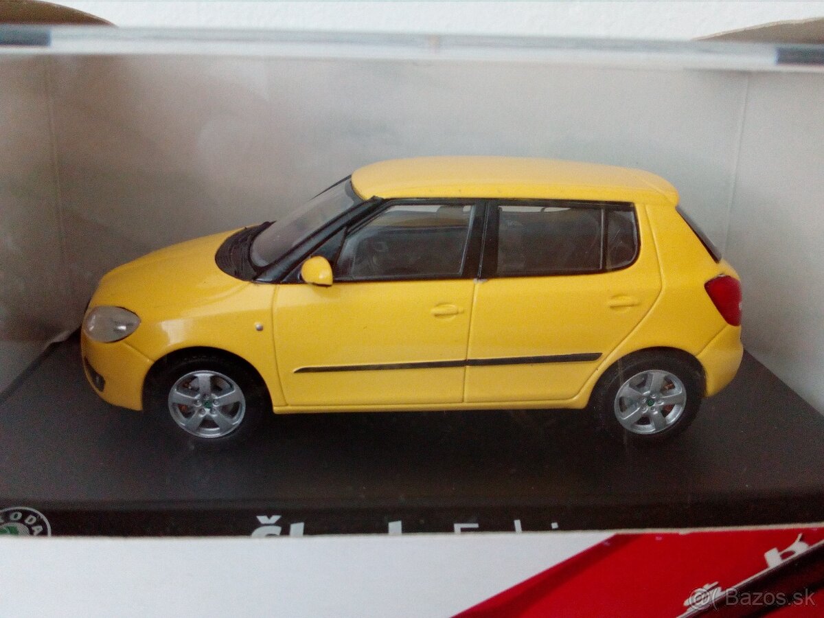 Predám modely škoda 1203 a ine 1:43. - 5