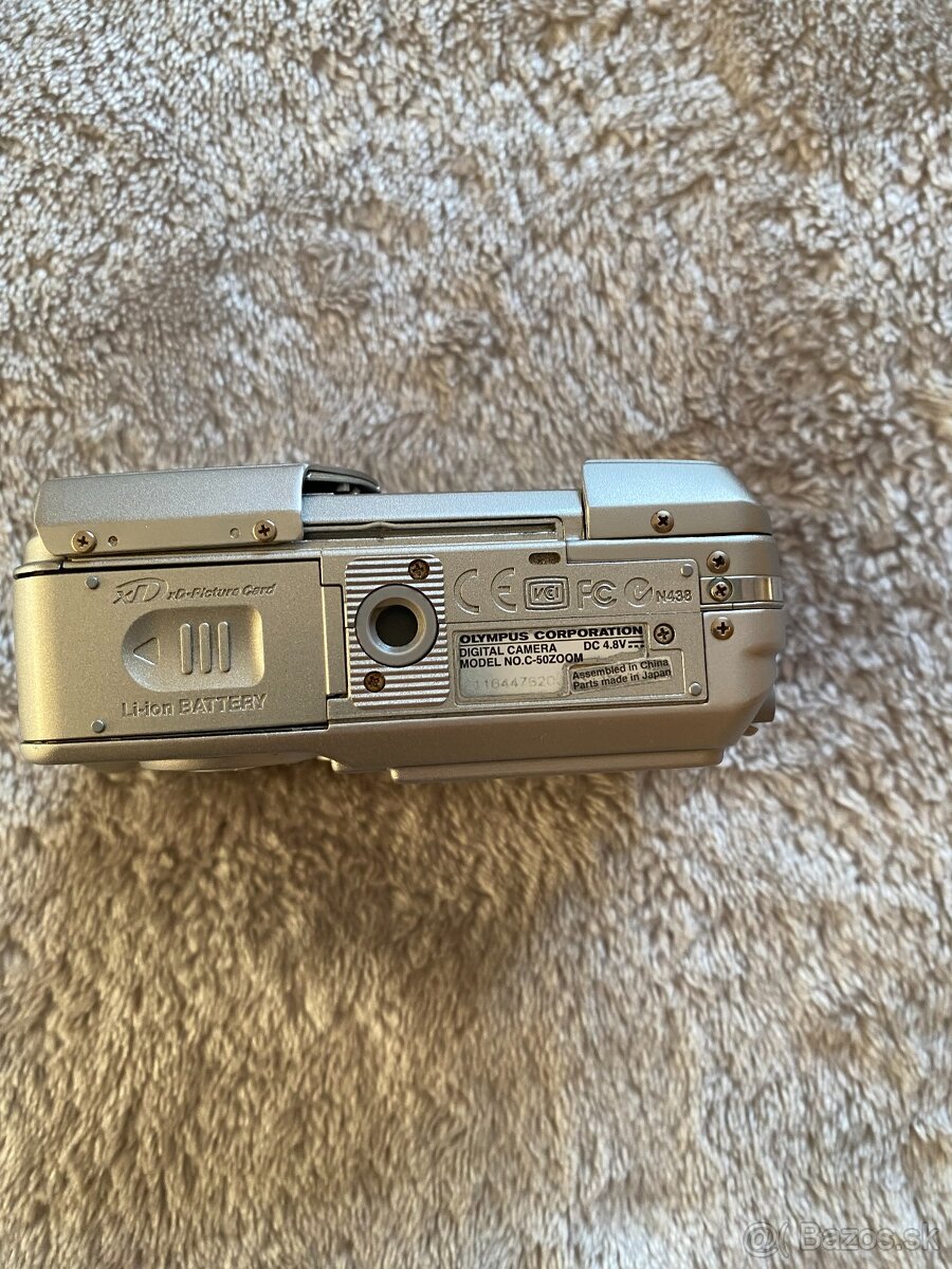 Olympus C-50 Zoom - 5