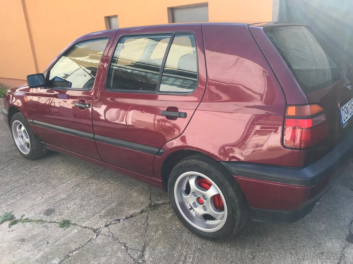 Volkswagen golf 1,6 74 kW 95 ročník top stav❗️❗️❗️ - 5