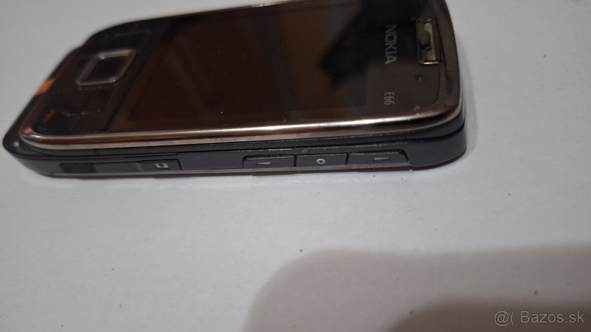 Nokia E66 - 5