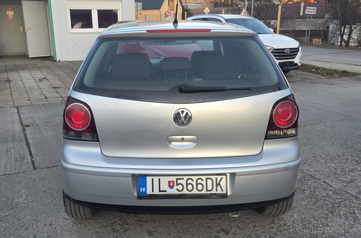 VW POLO 1,2 HTP r.v. 2005 - 5