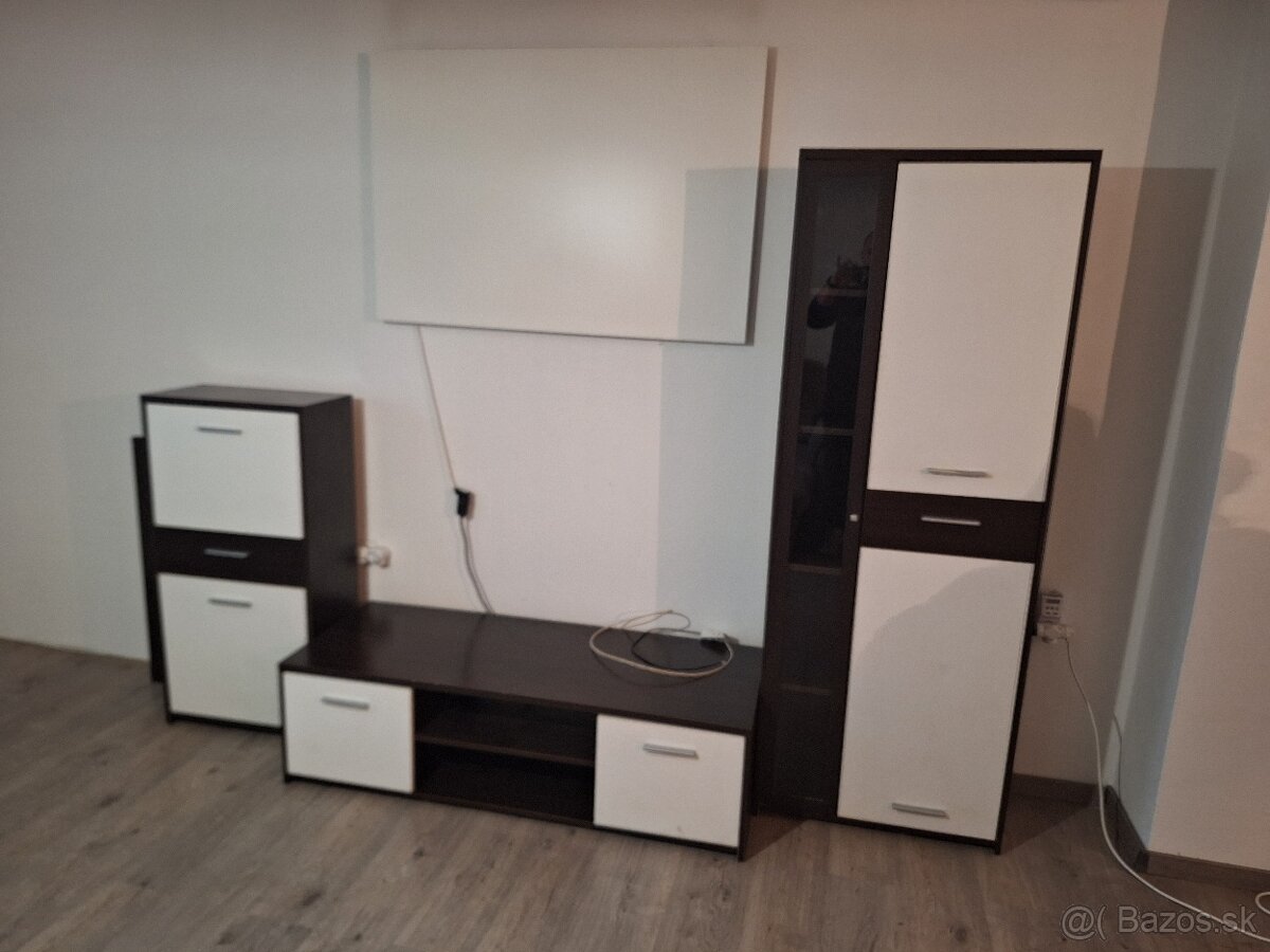 Predám obývaciu stenu posteľ - 5