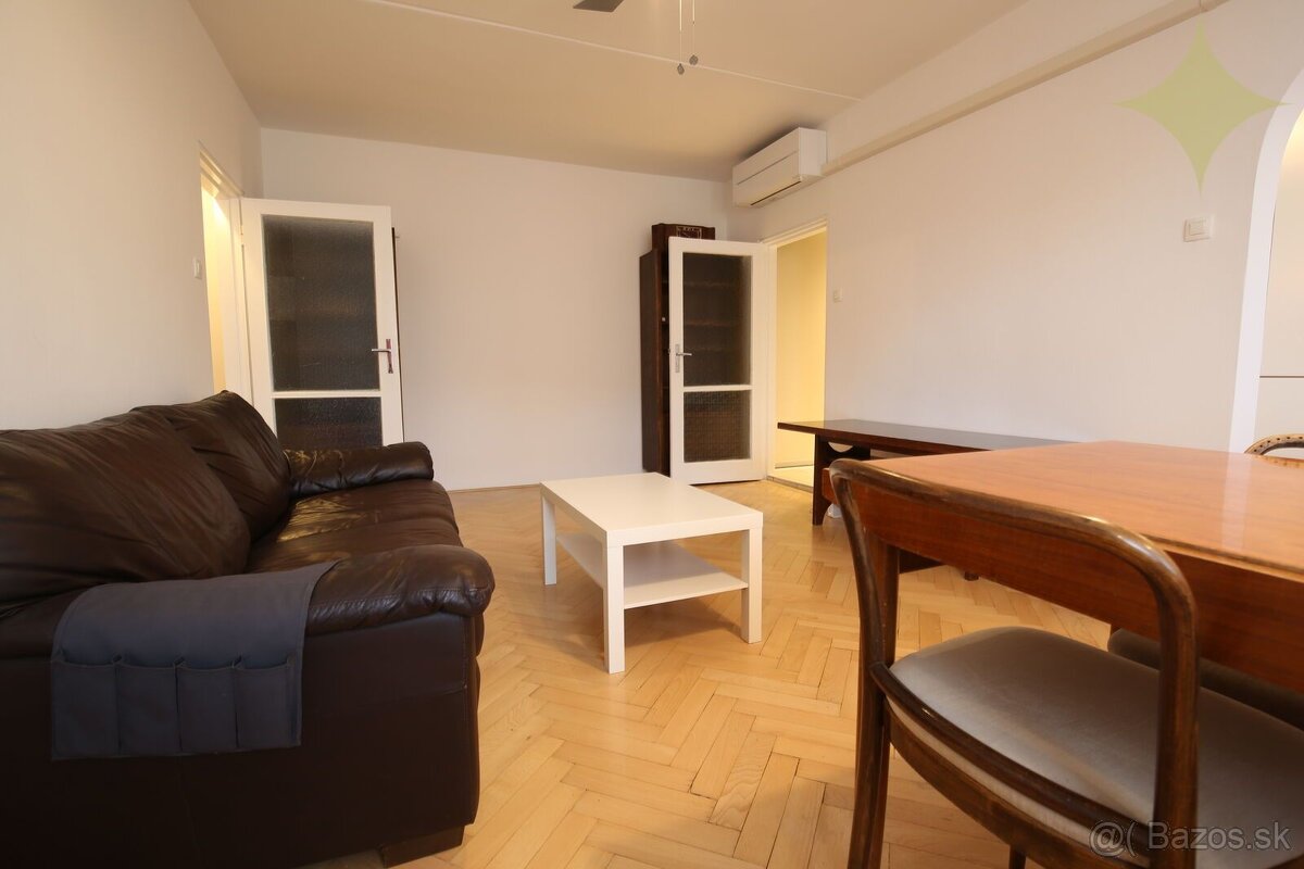 Na prenájom 3-izbový byt na „Račku“ - 5