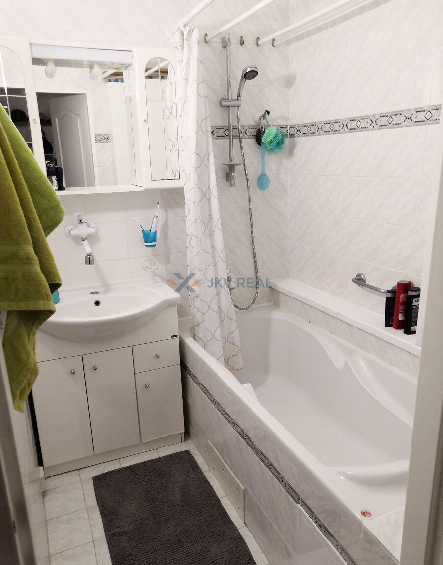 Predaj: Pekný 4-izbový Byt s Balkónom na J. Hollého, Michalo - 5