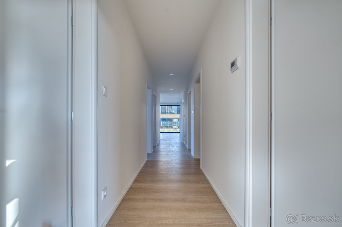 Úsporný 5-izbový bungalov A0 – Veľká Lomnica - 5