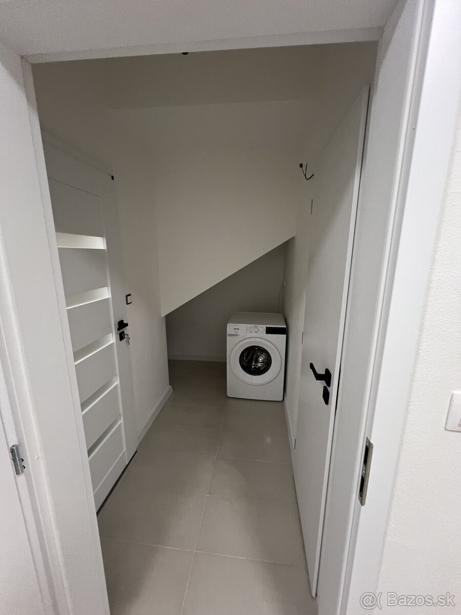 RD v cifery novostavba - 5