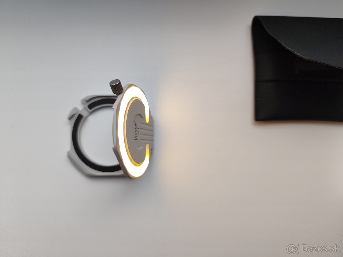 Wuben E1 svietidlo na telefón. - 5