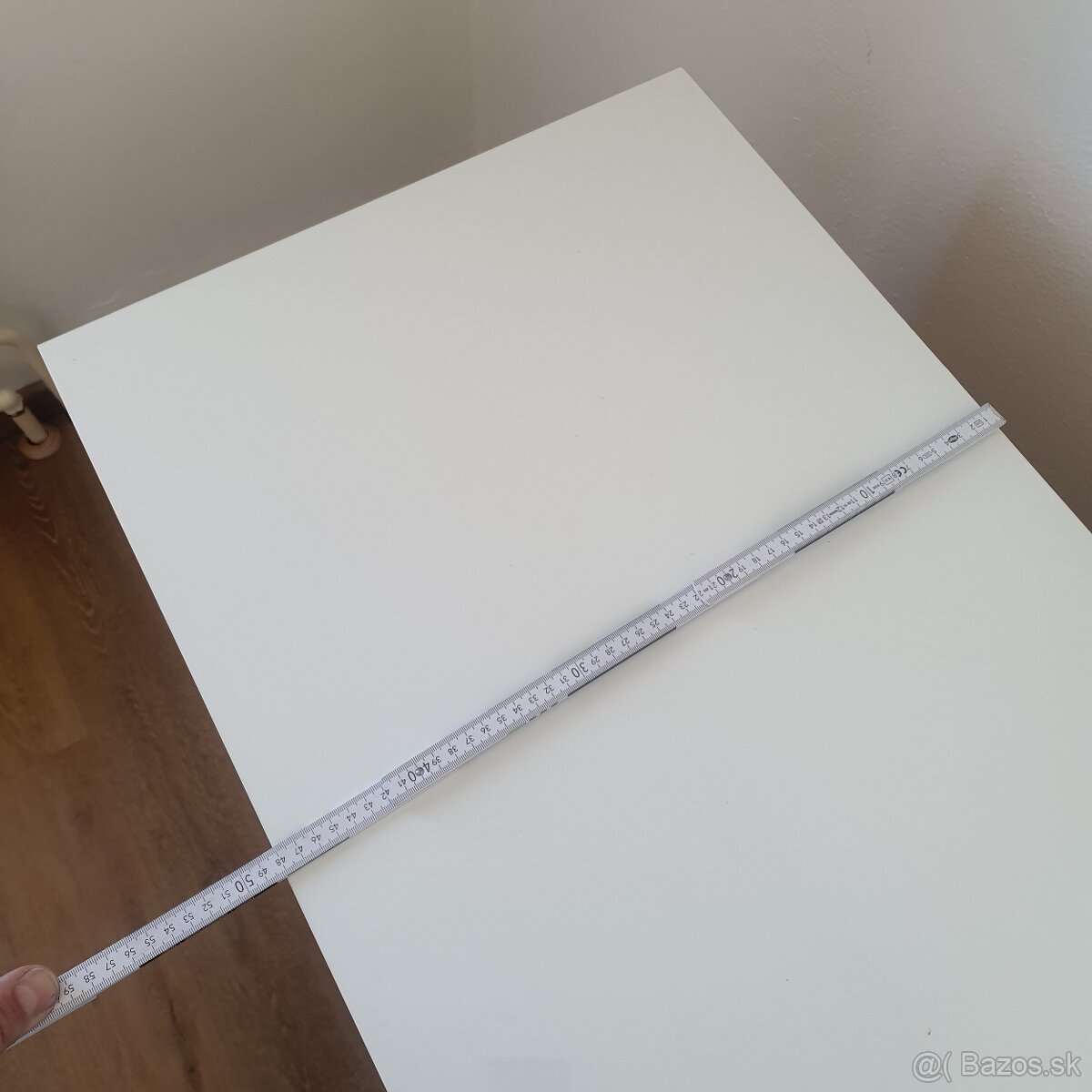 Biela komoda , leskla - 5