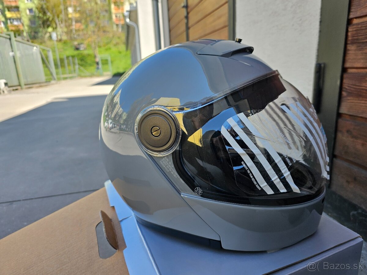 Nova vyklopna prilba HJC V90 - 5