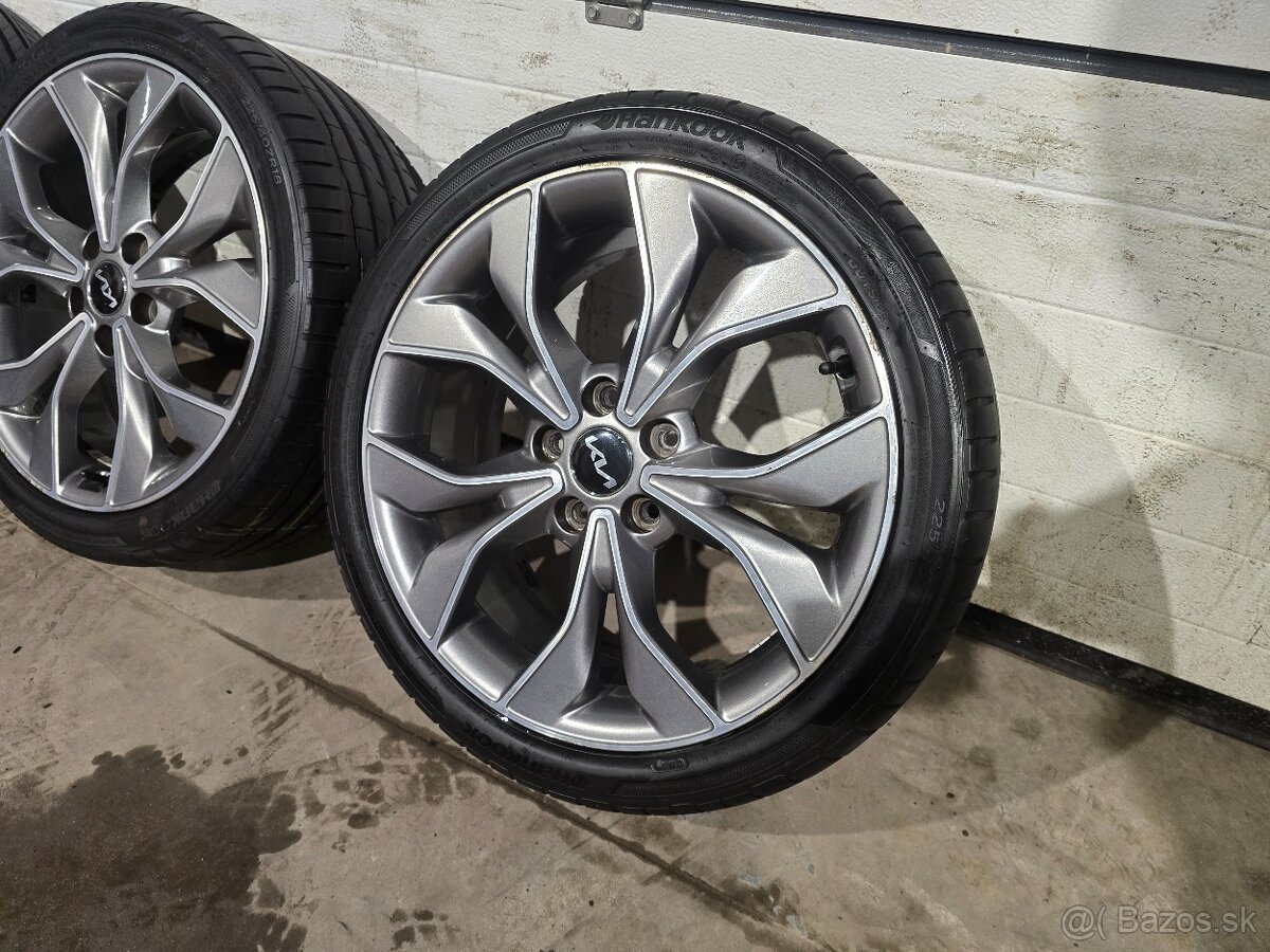 Letná Sada HYUNDAI/KIA 5x114,3+225/40 R18 - 5