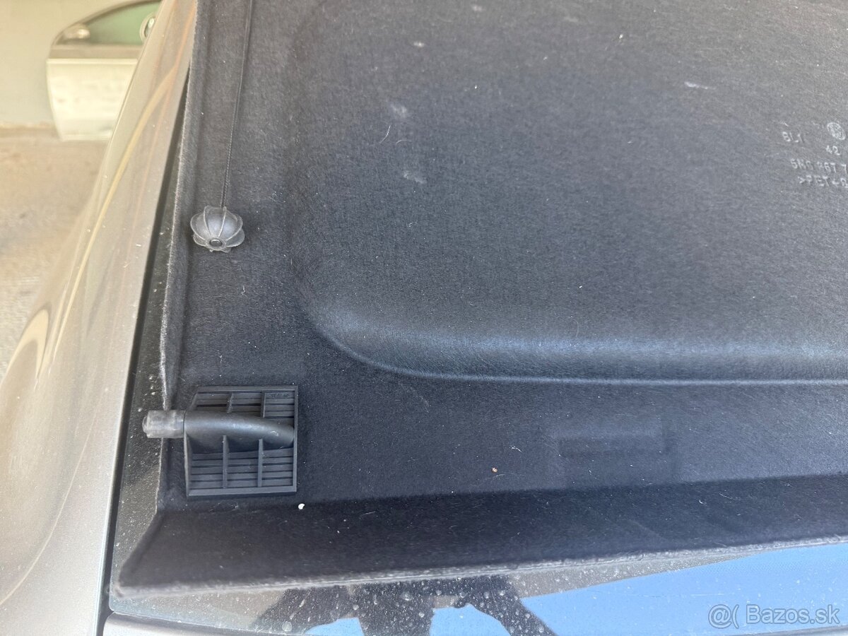 Plato do kufra Volkswagen Tiguan - 5