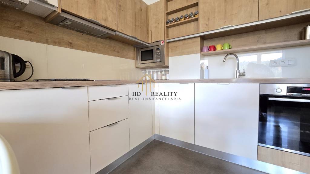 HD REALITY, Ponúka na Predaj 3-izbový apartmán s veľkou tera - 5