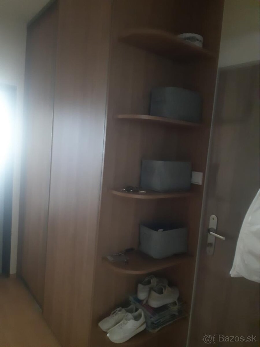 Vstavaná skrina - 5