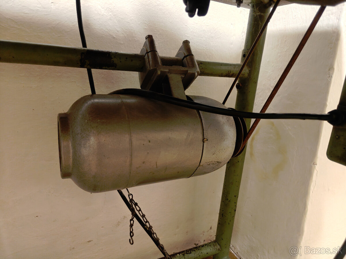 Šijacie stroje Minerva 224, Minerva 334 - 5