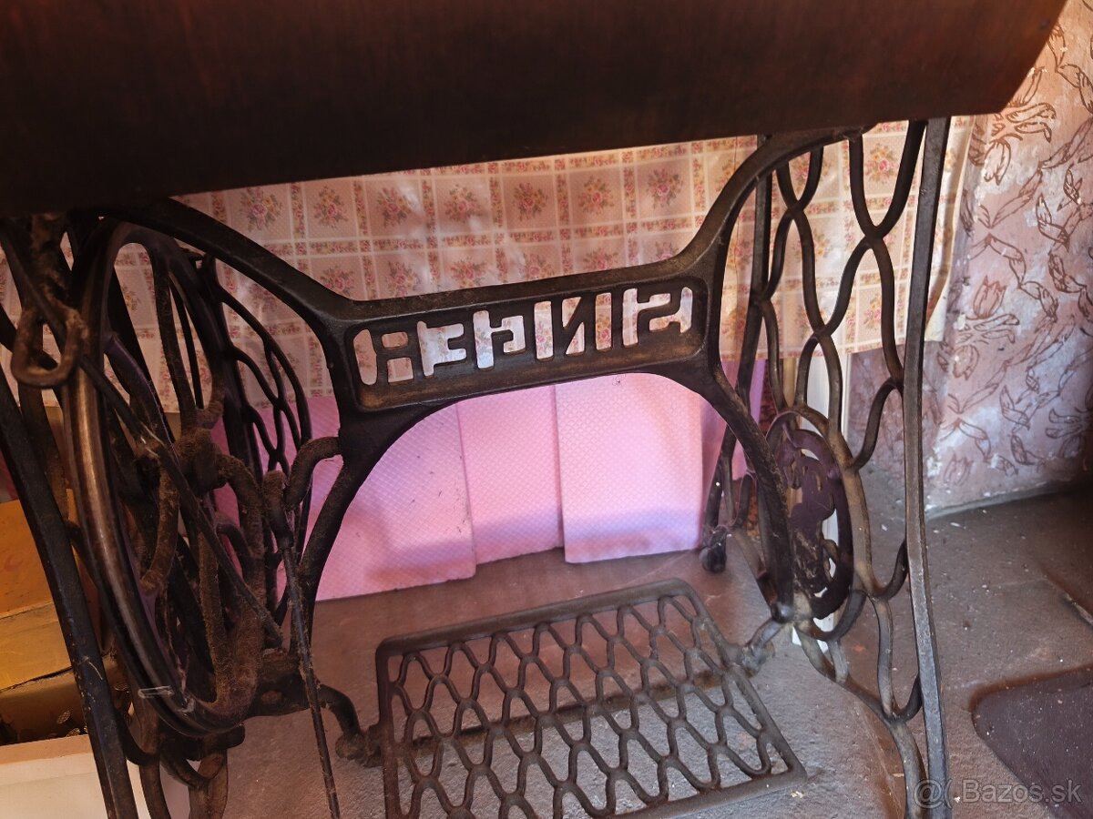 Šijací stroj Singer - 5