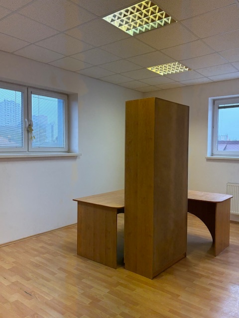 KANCELÁRSKE PRIESTORY 126m2 HOLUBYHO ULICA, JUH - 5
